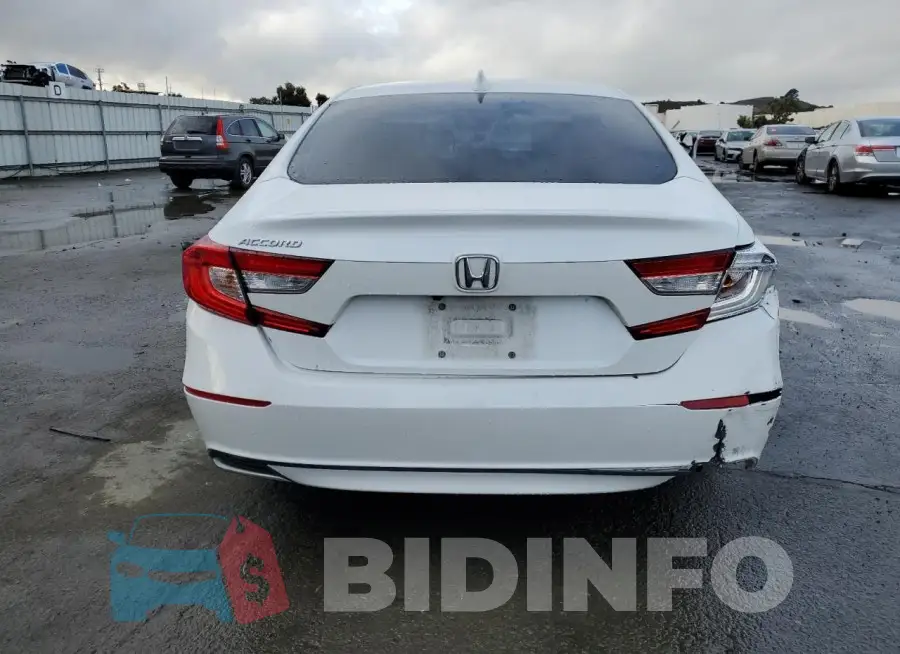 1HGCV1F52KA040134 Photo# 6