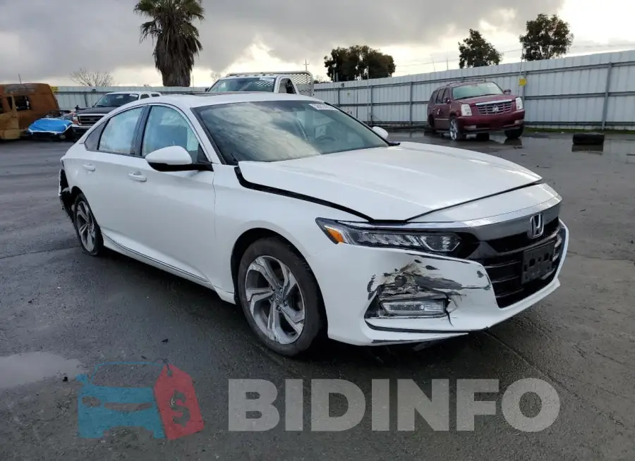 1HGCV1F52KA040134 Photo# 4