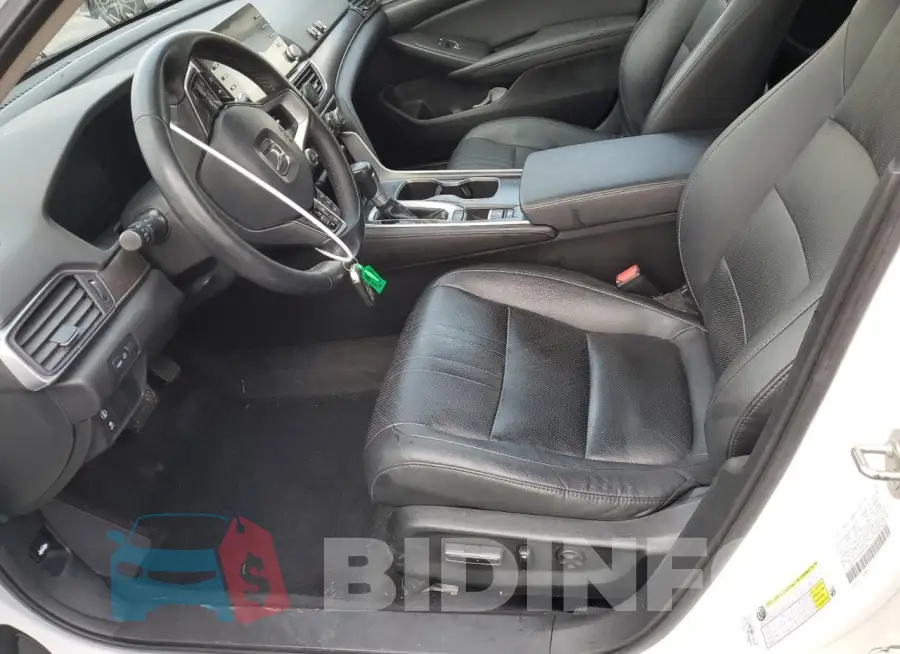 1HGCV1F52KA040134 Photo# 7