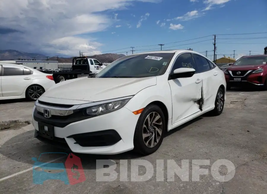 2HGFC2F70GH568323 Photo# 2