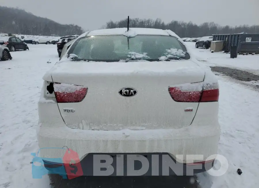 KNADM4A36G6562852 Photo# 6