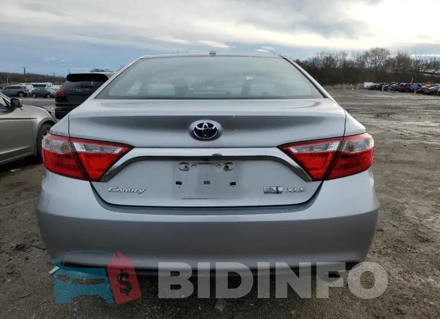 4T1BD1FK5HU206930 Photo# 6
