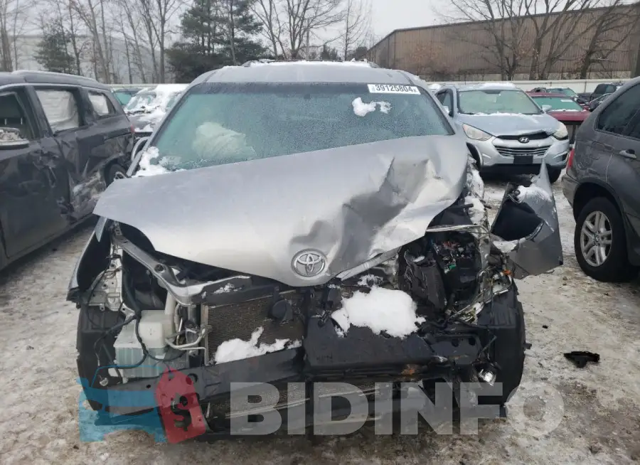 5TDJZ3DCXHS184078 Photo# 5