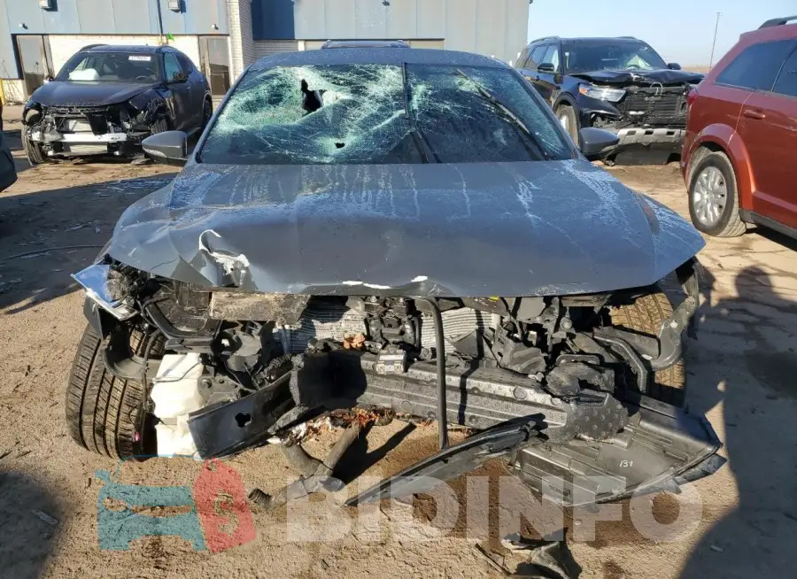1VWDT7A32HC067829 Photo# 5