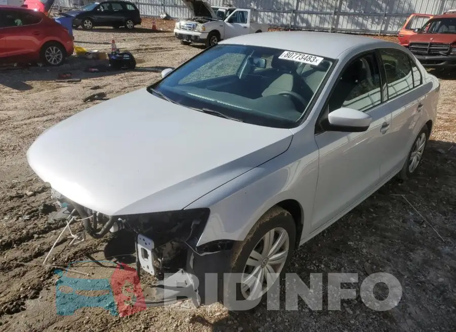 3VW2B7AJ3HM274107 Photo# 1