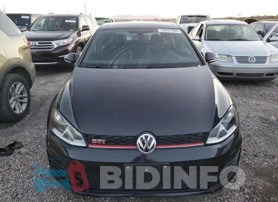 3VW547AU2HM025931 Photo# 5