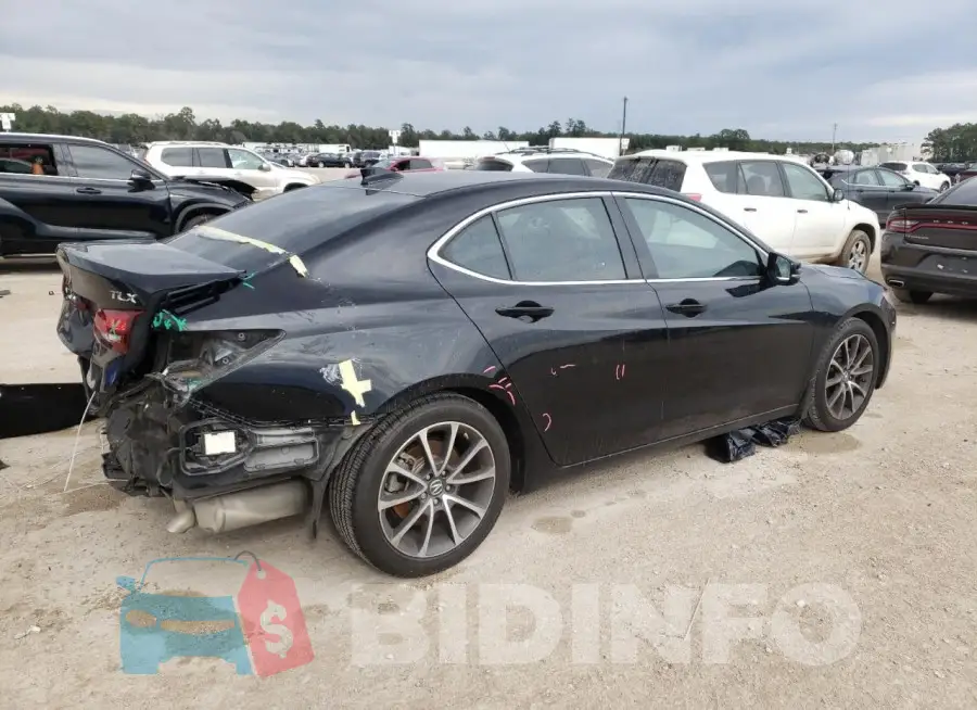 19UUB2F53FA014182 Photo# 3