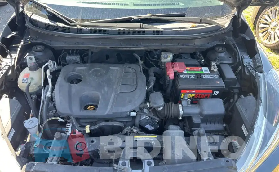 3N1CP5CU2JL501578 Photo# 7