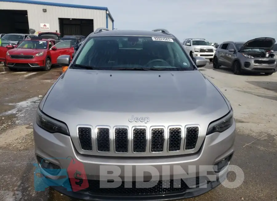 1C4PJLCB4KD143376 Photo# 5
