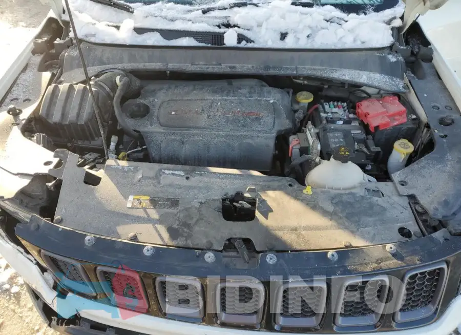 3C4NJDDB9LT129545 Photo# 12