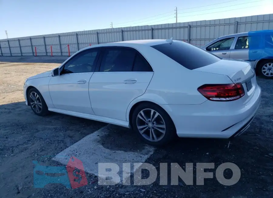 WDDHF5KB9FB109797 Photo# 2