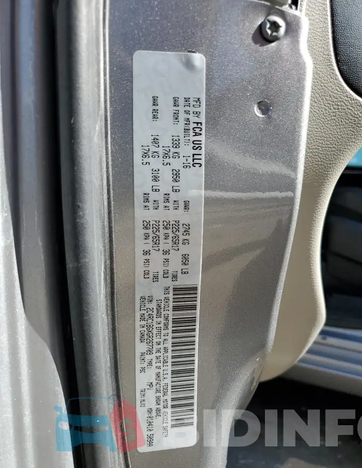 2C4RC1BGXGR267709 Photo# 13