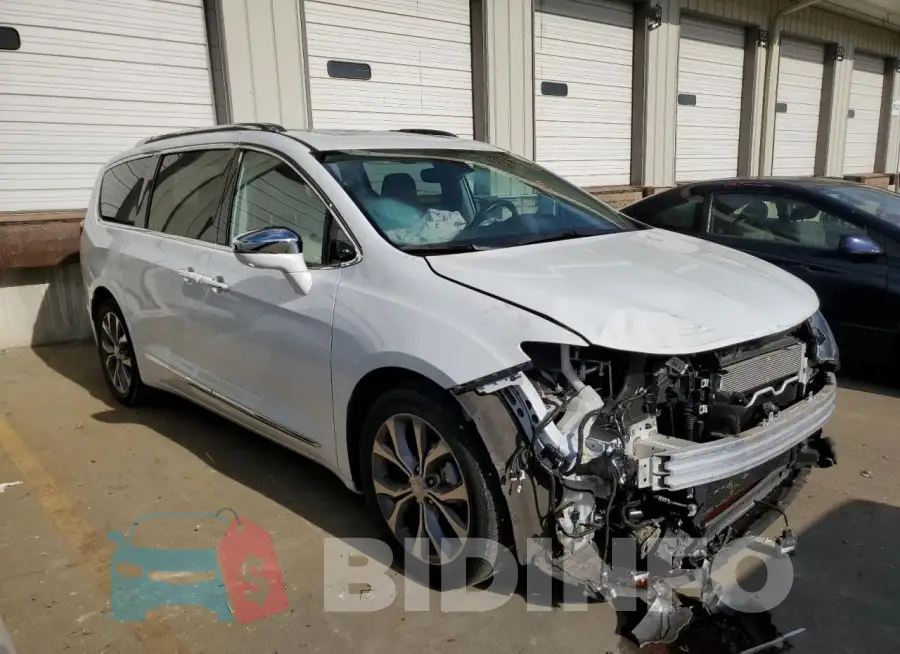 2C4RC1GGXLR116873 Photo# 4