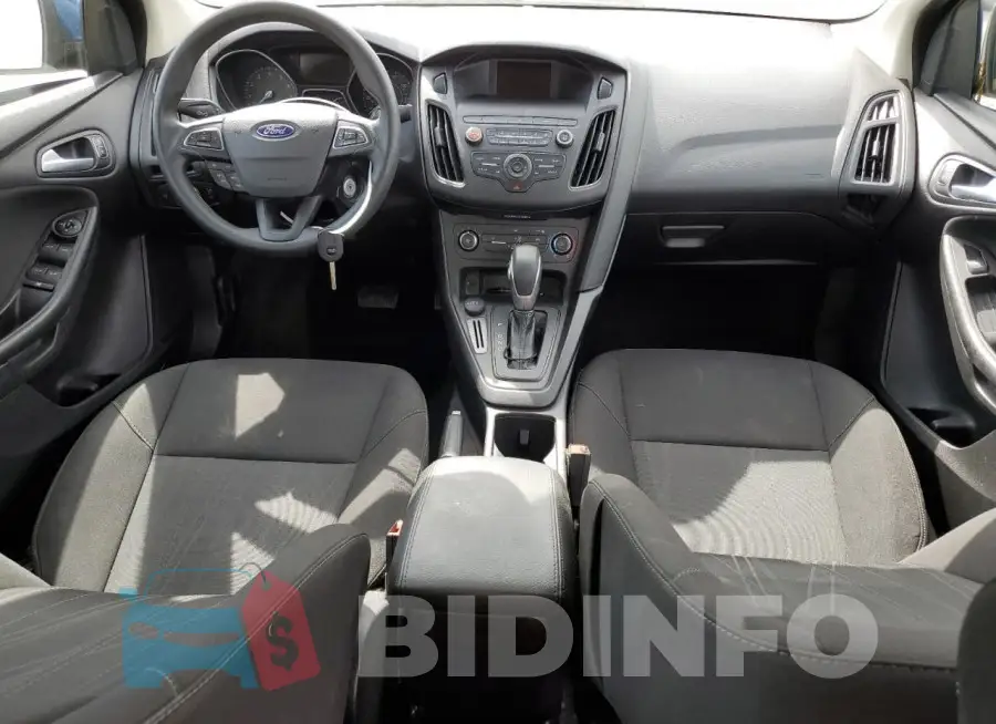 1FADP3F24JL201719 Photo# 8