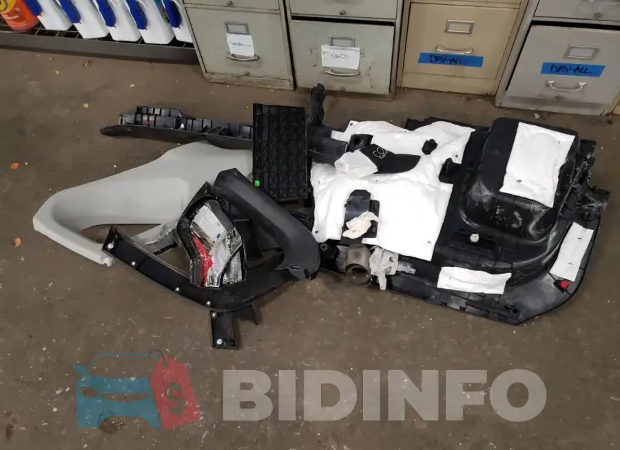 2T3A1RFV6MW162211 Photo# 12