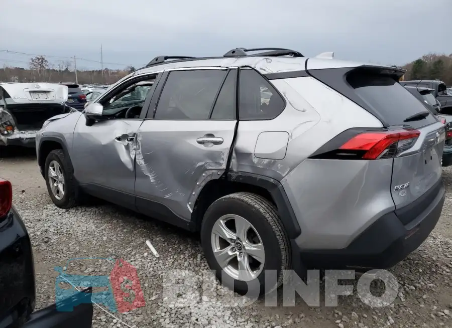 2T3P1RFV8MC162772 Photo# 2