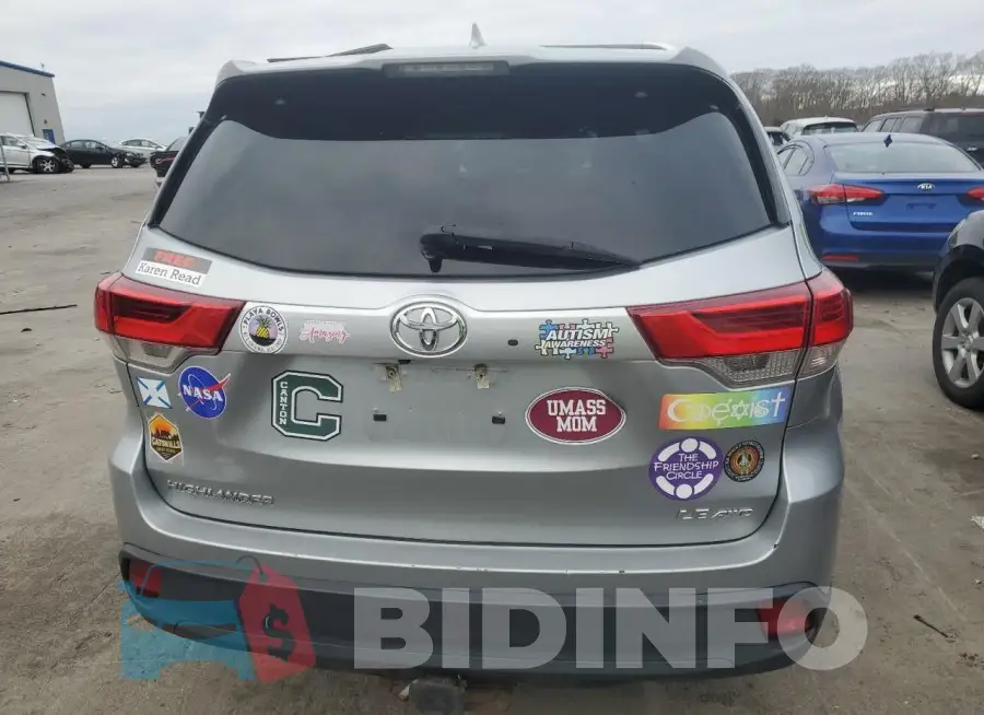 5TDBZRFH8JS874028 Photo# 6