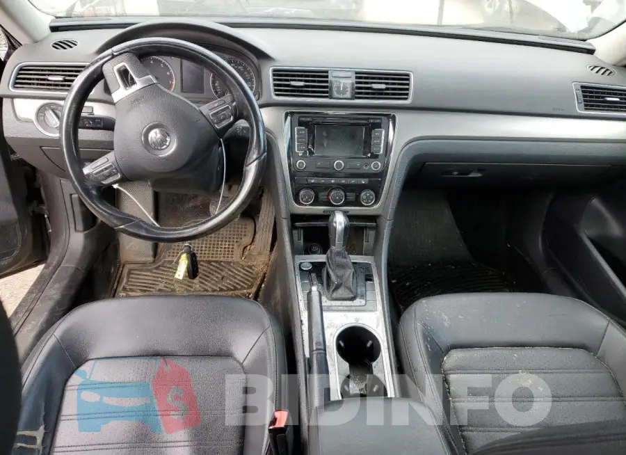 1VWBS7A34FC057293 Photo# 8