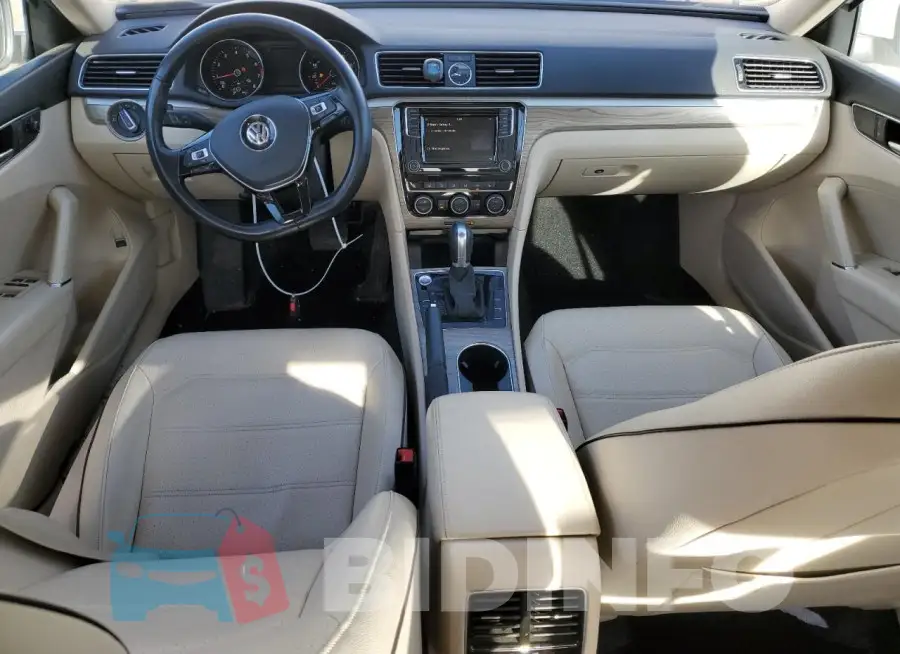 1VWGT7A36HC011776 Photo# 8