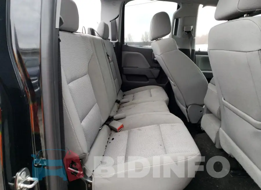 1GTV2LEC4JZ224373 Photo# 10