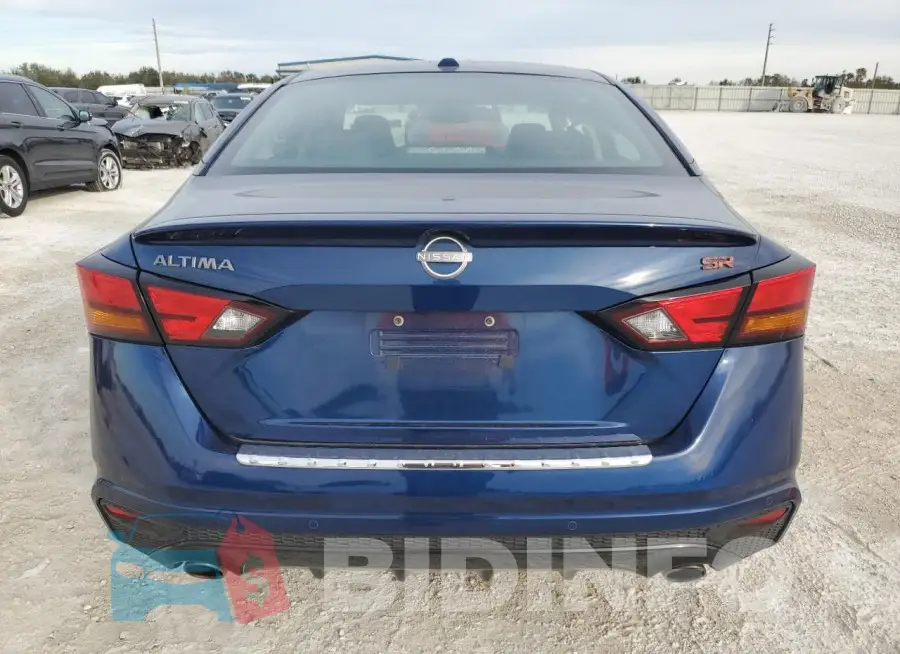 1N4BL4CV1PN313883 Photo# 6
