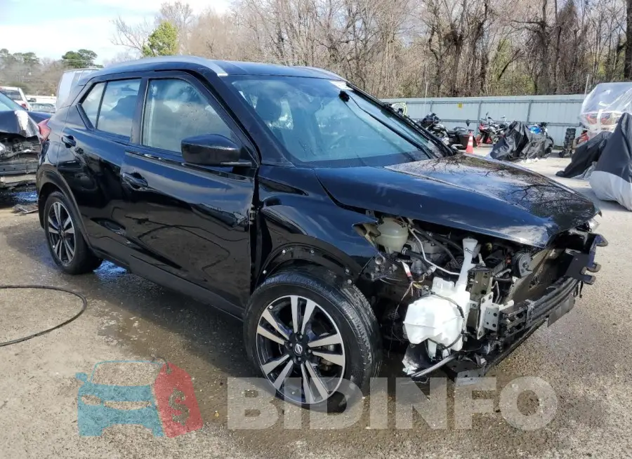 3N1CP5CU2JL535987 Photo# 4