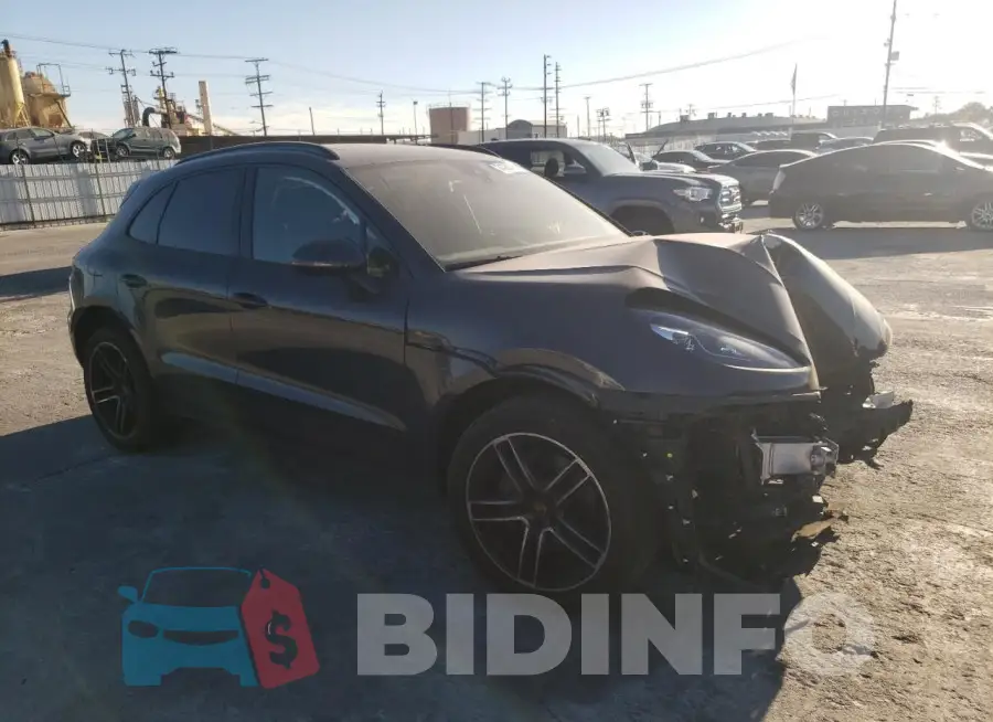WP1AA2A51MLB18049 Photo# 4