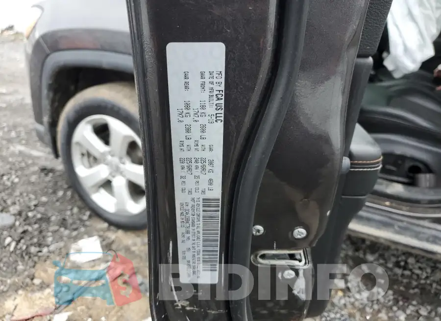 3C4NJDBBXKT781088 Photo# 13