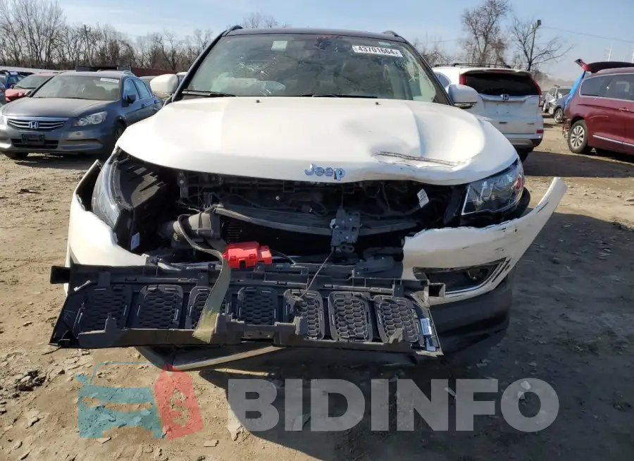 3C4NJDCB6MT604961 Photo# 5