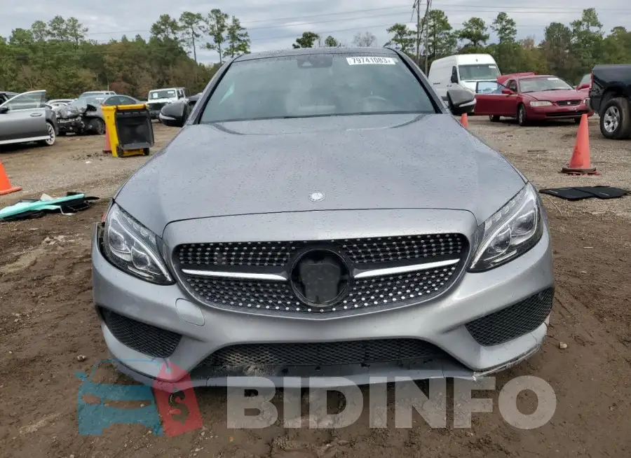 55SWF6EB4GU123588 Photo# 5