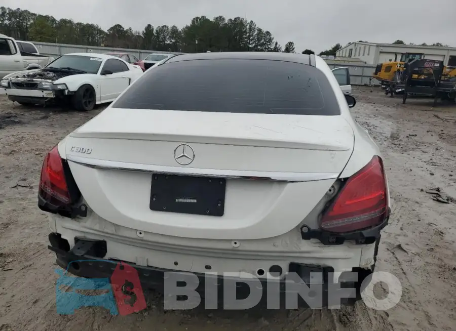 55SWF8DB9LU324829 Photo# 6