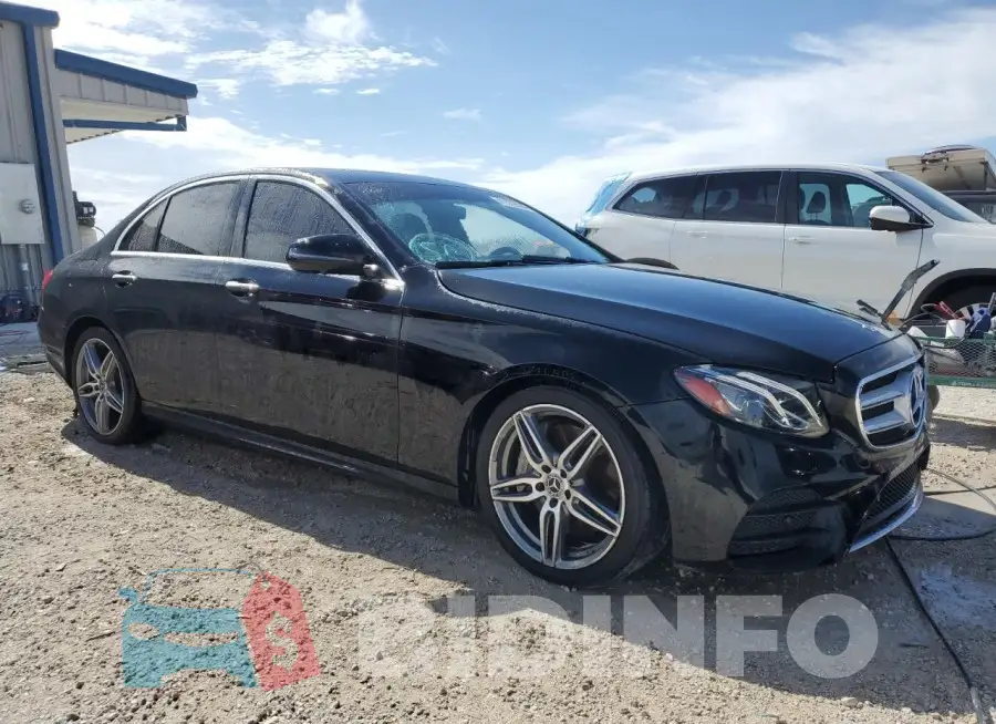 WDDZF8DBXLA749571 Photo# 4