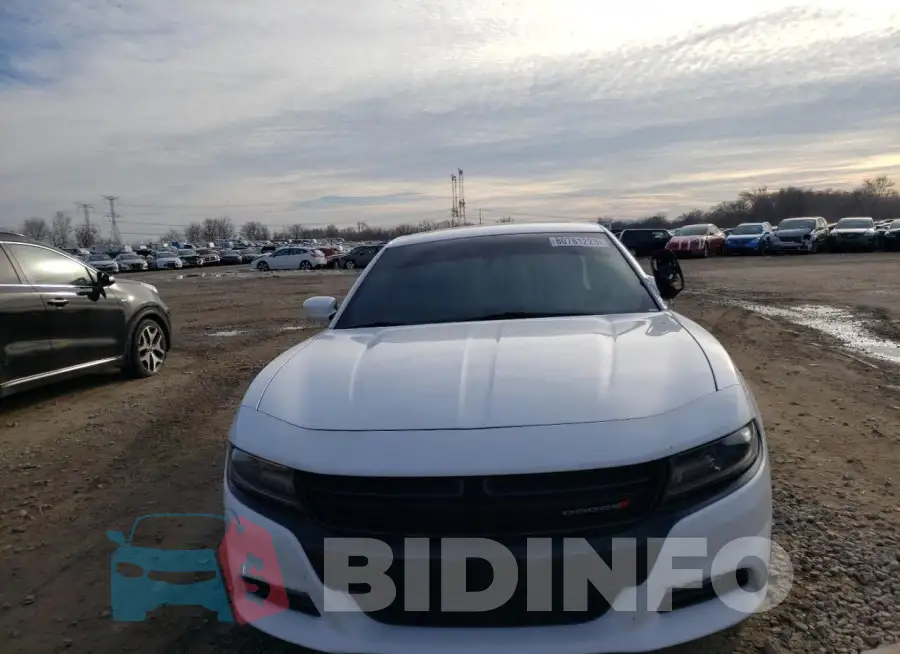 2C3CDXCT7GH285922 Photo# 5