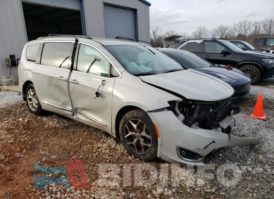 2C4RC1BG3HR610796 Photo# 4