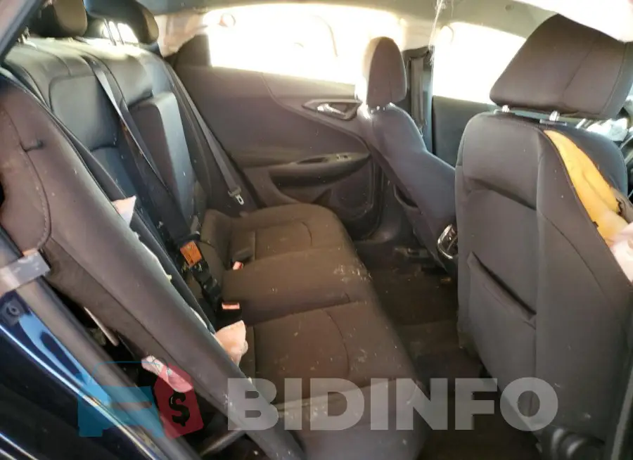 1G1ZD5ST3JF210891 Photo# 10