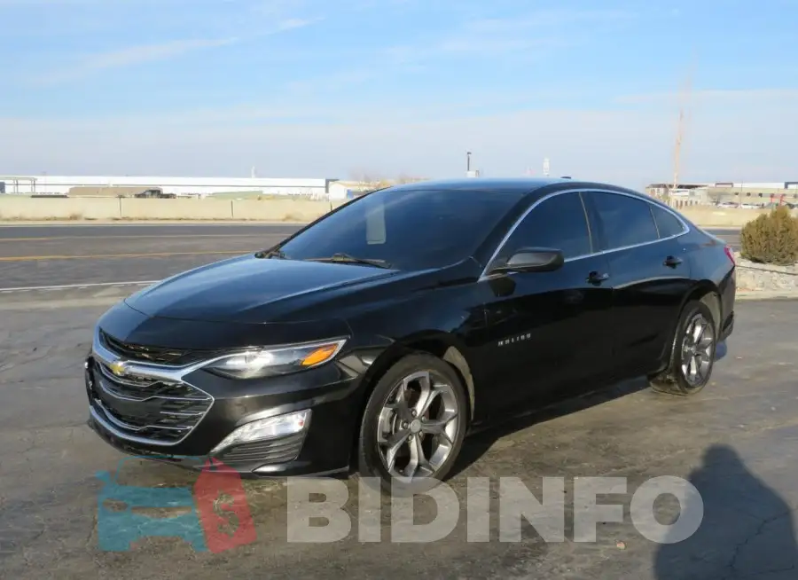1G1ZD5ST6LF110853 Photo# 2
