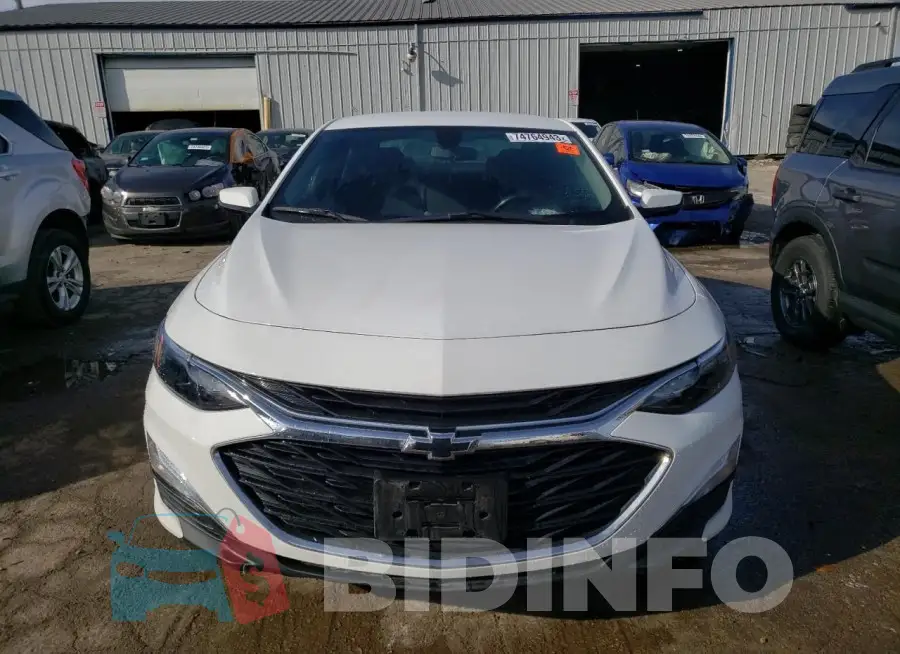 1G1ZG5ST9NF104166 Photo# 5