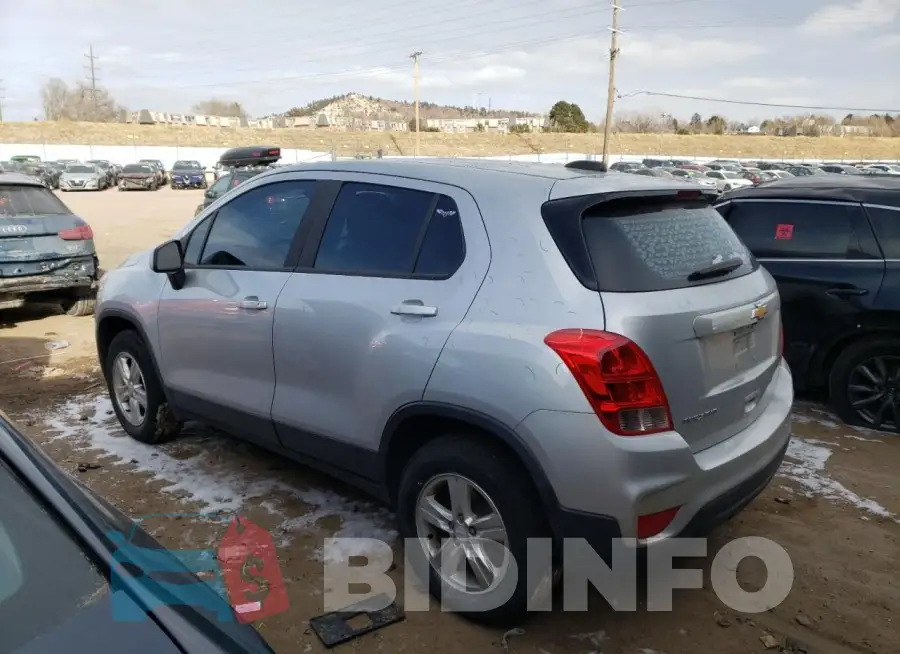3GNCJNSB8JL156014 Photo# 2