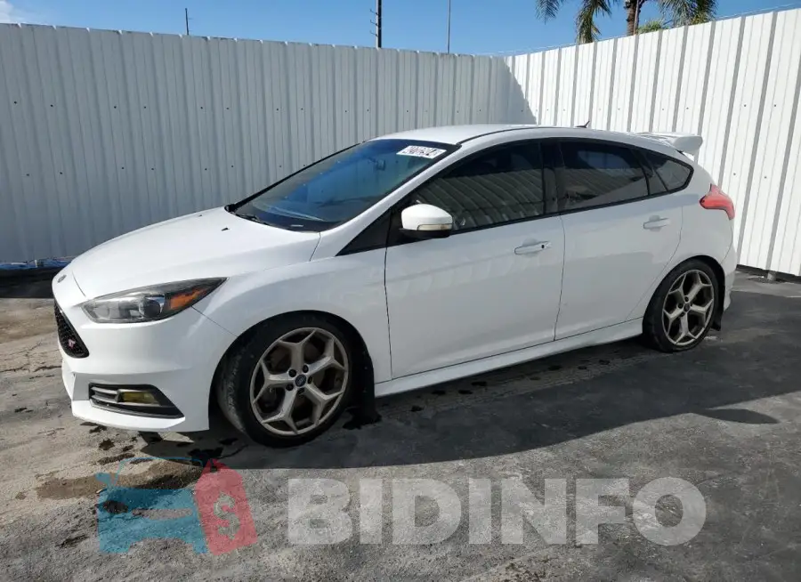 1FADP3L98FL228026 Photo# 1
