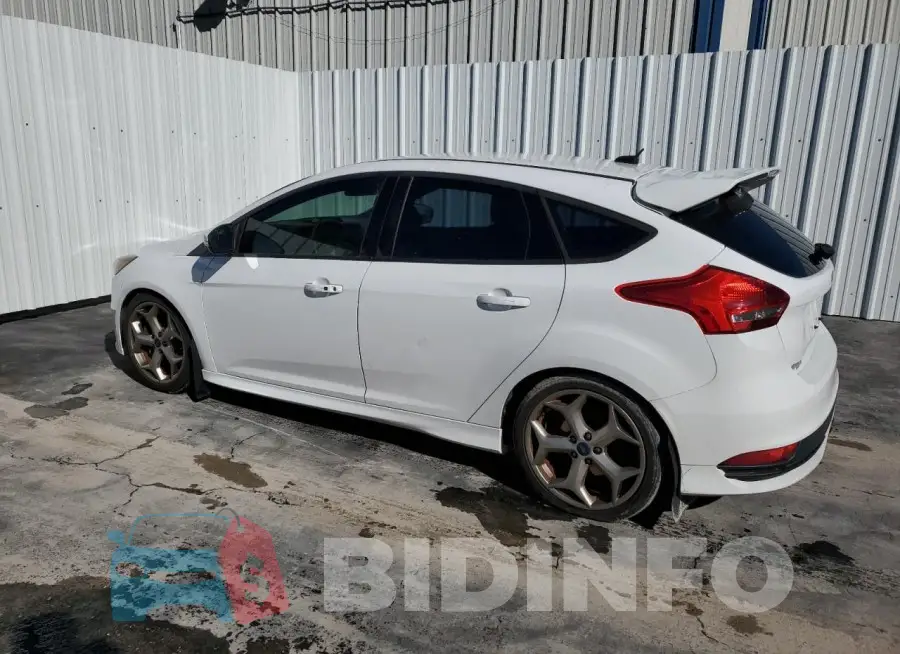 1FADP3L98FL228026 Photo# 2