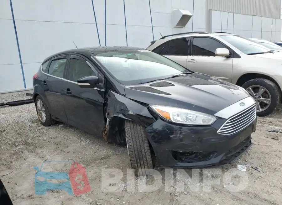 1FADP3N29HL208595 Photo# 4