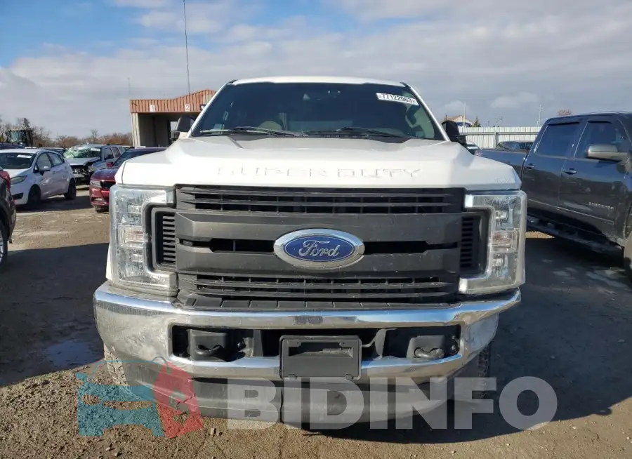 1FT7W2B60KEC69129 Photo# 5