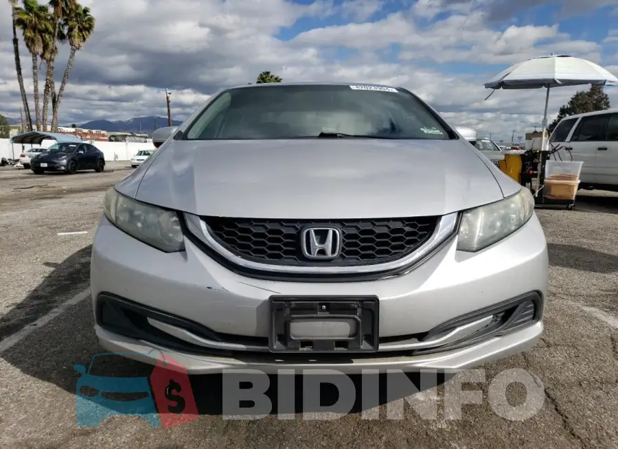 19XFB2F5XFE245326 Photo# 5