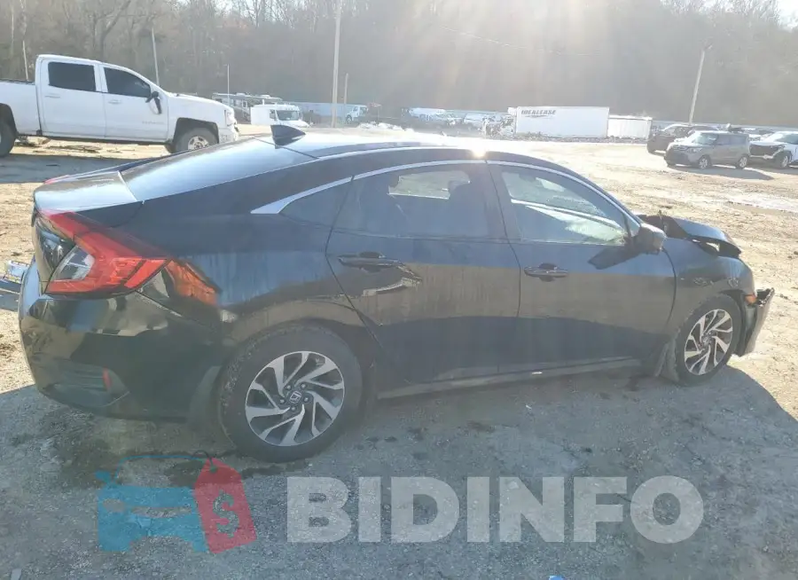 19XFC2F79HE059682 Photo# 3
