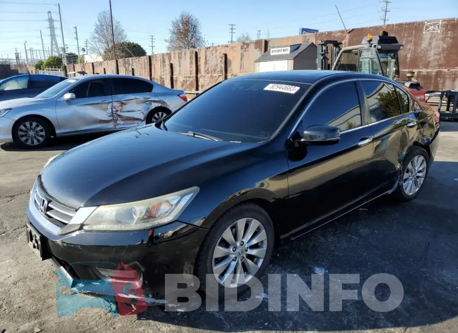 1HGCR2F87FA259617 Photo# 1