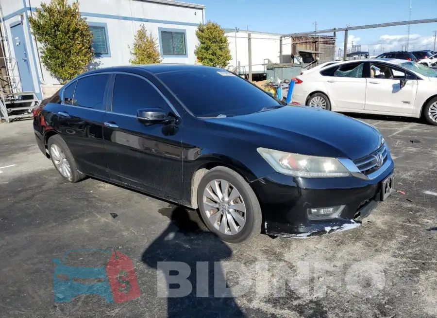 1HGCR2F87FA259617 Photo# 4