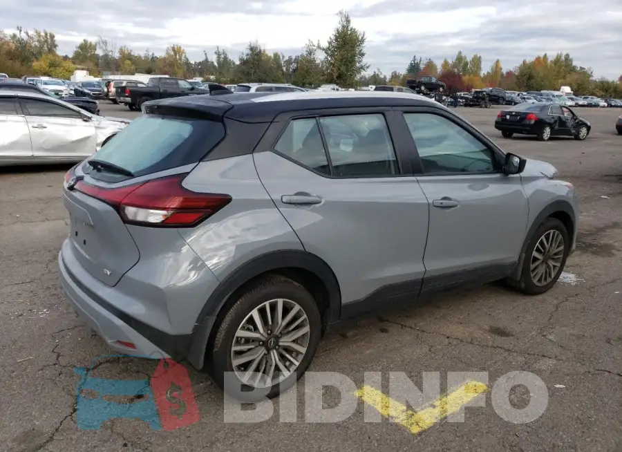 3N1CP5CV6PL560652 Photo# 3