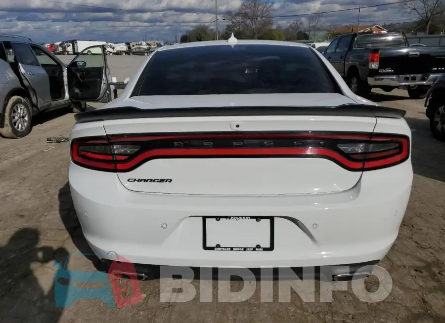 2C3CDXBG5PH534772 Photo# 6