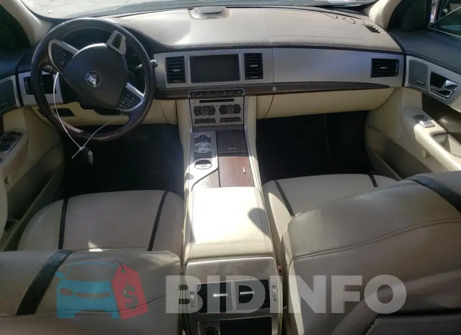 SAJWA0F76F8U62893 Photo# 8