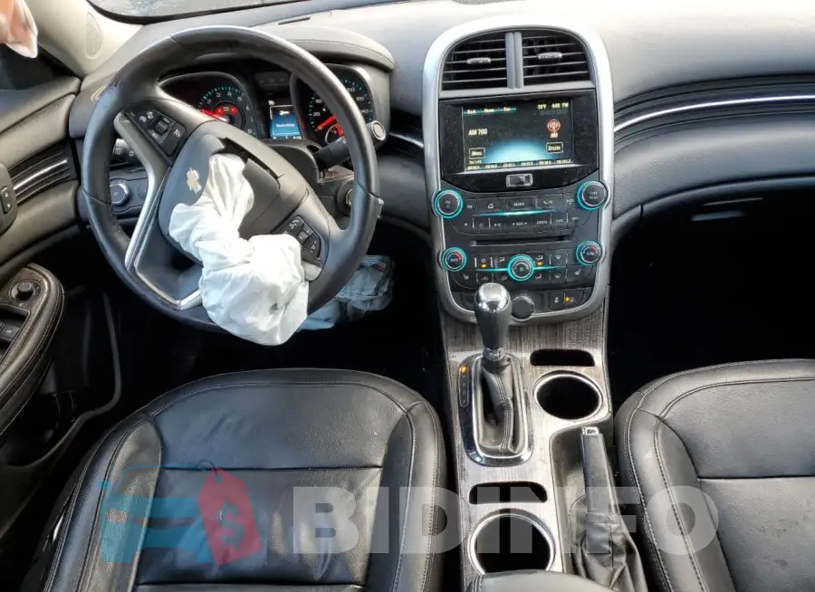 1G11D5SL2FF340763 Photo# 8